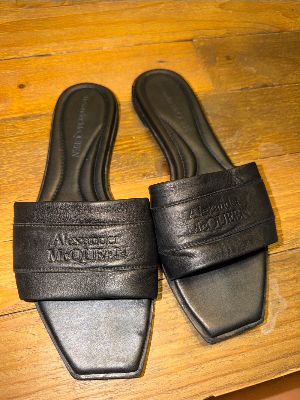 Alexander McQueen Black Leather Slide Sandals with Embossed Logo 38 1/2